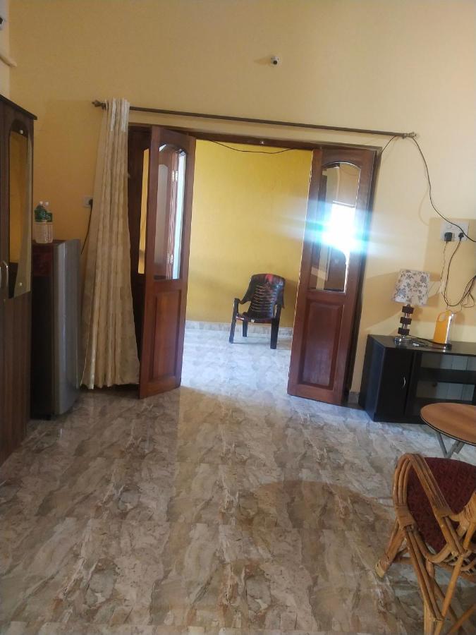 Jason Guest House Кандолим Экстерьер фото